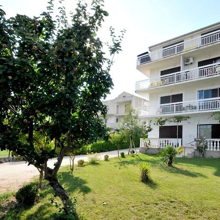 Apartmani Olive Трогир Экстерьер фото