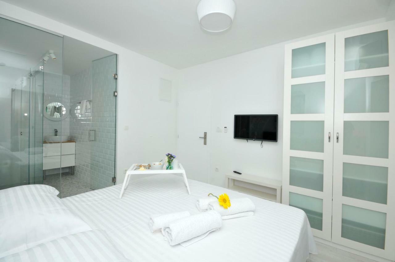 Apartmani Olive Трогир Экстерьер фото