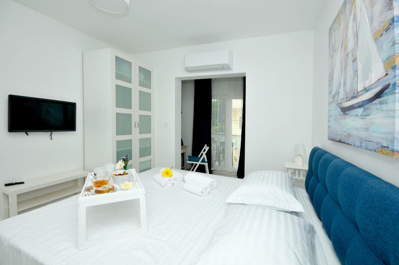 Apartmani Olive Трогир Экстерьер фото